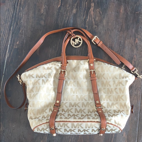 Michael Kors Satchel Purse - Picture 1 of 9